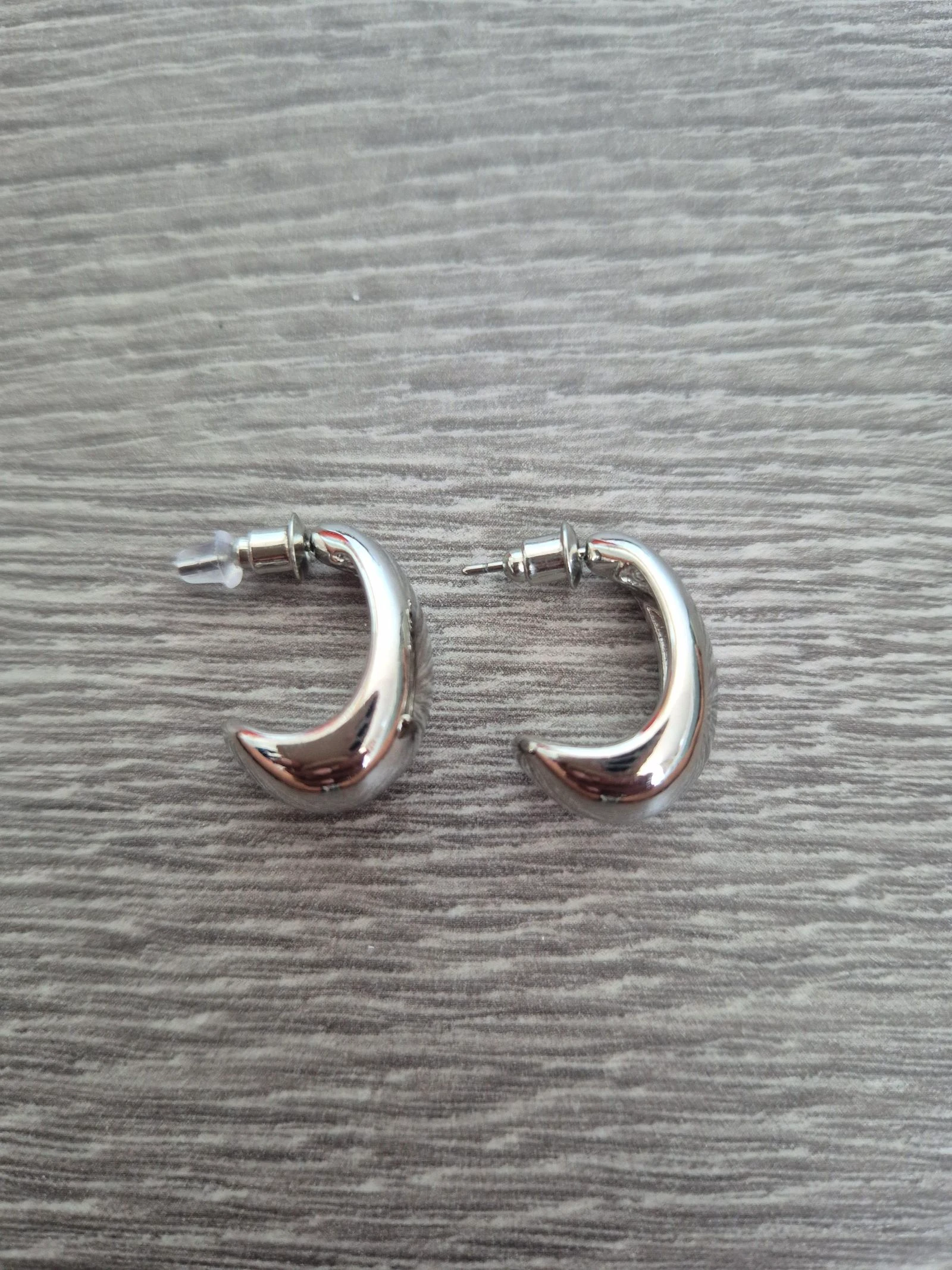 Neuf! Boucles d'oreilles Chunky Argentées / Teardrop Hoops – photo 2